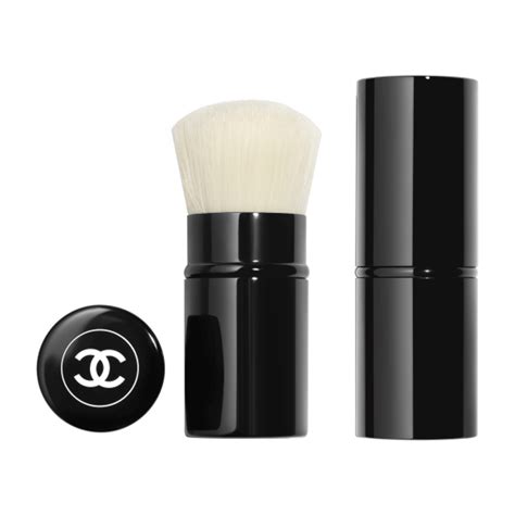 pinceau blush chanel|chanel kabuki brush.